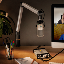 Lade das Bild in den Galerie-Viewer, mika Mic Arm M