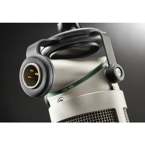 Get your Neumann BCM 705 Microphone with a m!ka Mic Arm